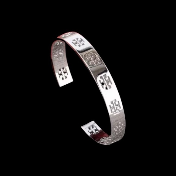 NEW Tory Burch Silver Pierced T Cuff Bracelet - Picture 8 of 9